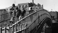 Object Ha'penny Bridge, Dublinhas no cover picture