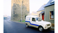 Object Telecom Eireann van on a streethas no cover picture