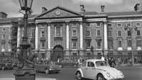Object Trinity College, College Green, Dublincover picture